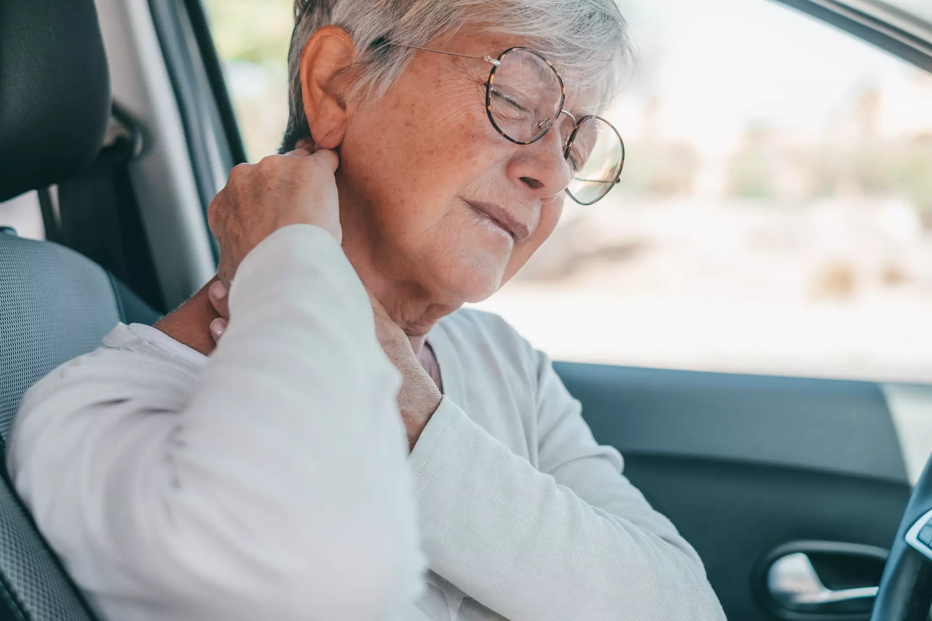 Older adult with neck pain